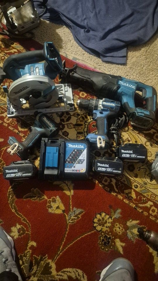 Makita Brushless Tool Set