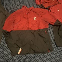 (WSU) Nike Windbreaker XL