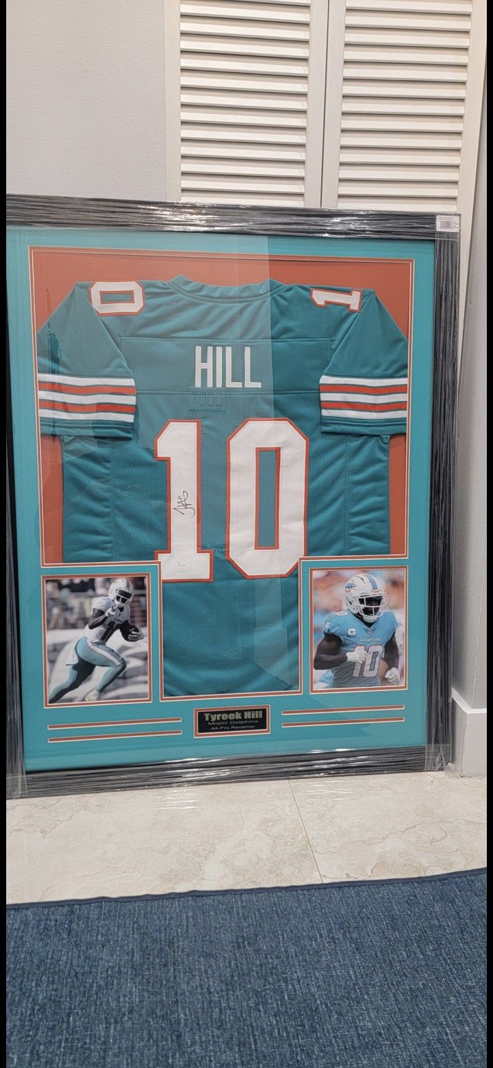 Tyreek Hill Autograph Jersey Framed With Jsa