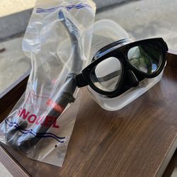 Riffe mantis mask for diving and spearfishing