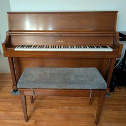 Yamaha P22 Upright Piano