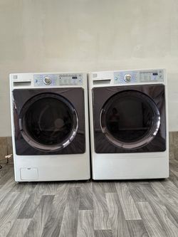 Kenmore washer and dryer laundry set