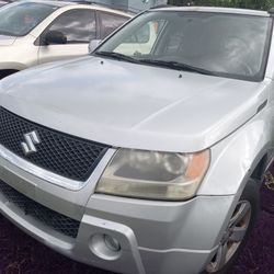 2006 Suzuki Grand Vitara 