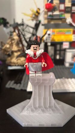 Lego Thragg Minifigure
