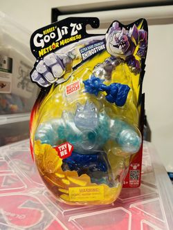 ULTRA RARE CRUNCHY RHINESTONE Goo Jit Zu Meteor Madness Figure & Gauntlet CHASE