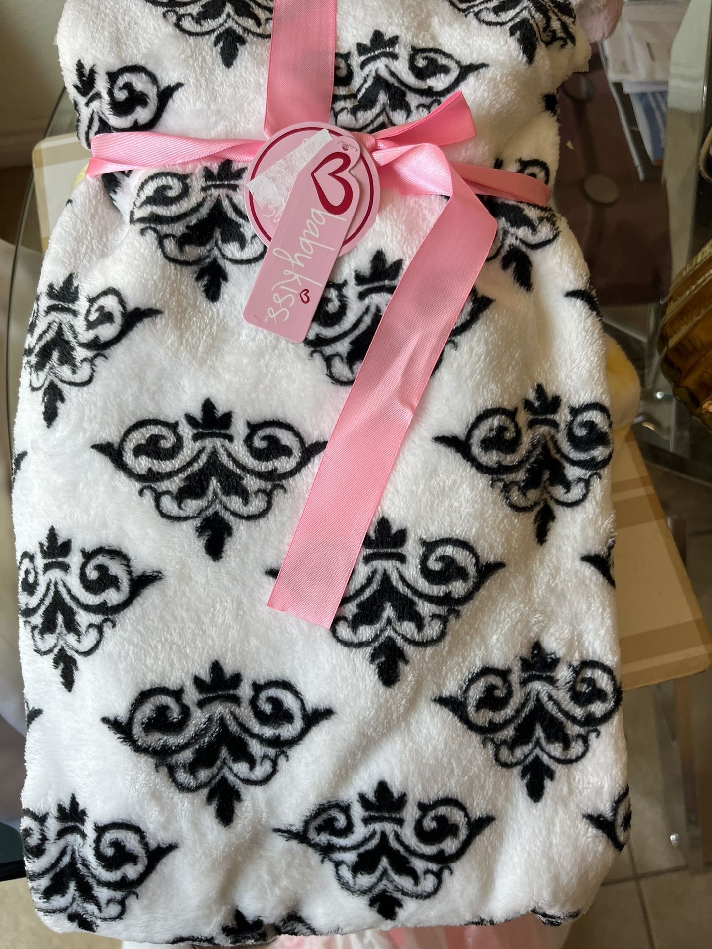 🍀NEW Blankets Baby’s ONLY $7 Each 🎈🎈
