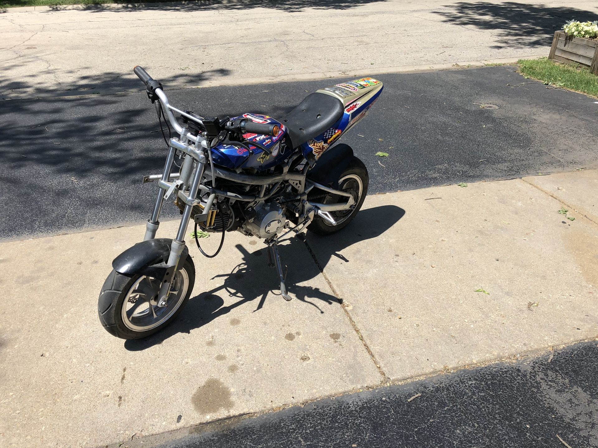 Custom stunt pocket bike