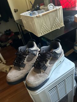 Taupe 4s