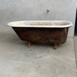 Cast Iron Vintage Bath Tub