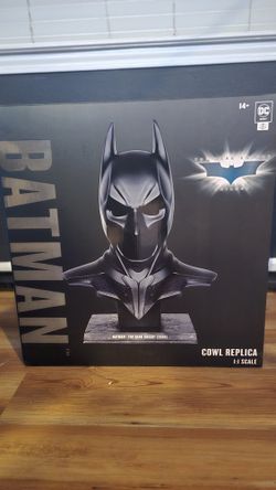 BATMAN - The Dark Knight Cowl Replica 1:1 Scale