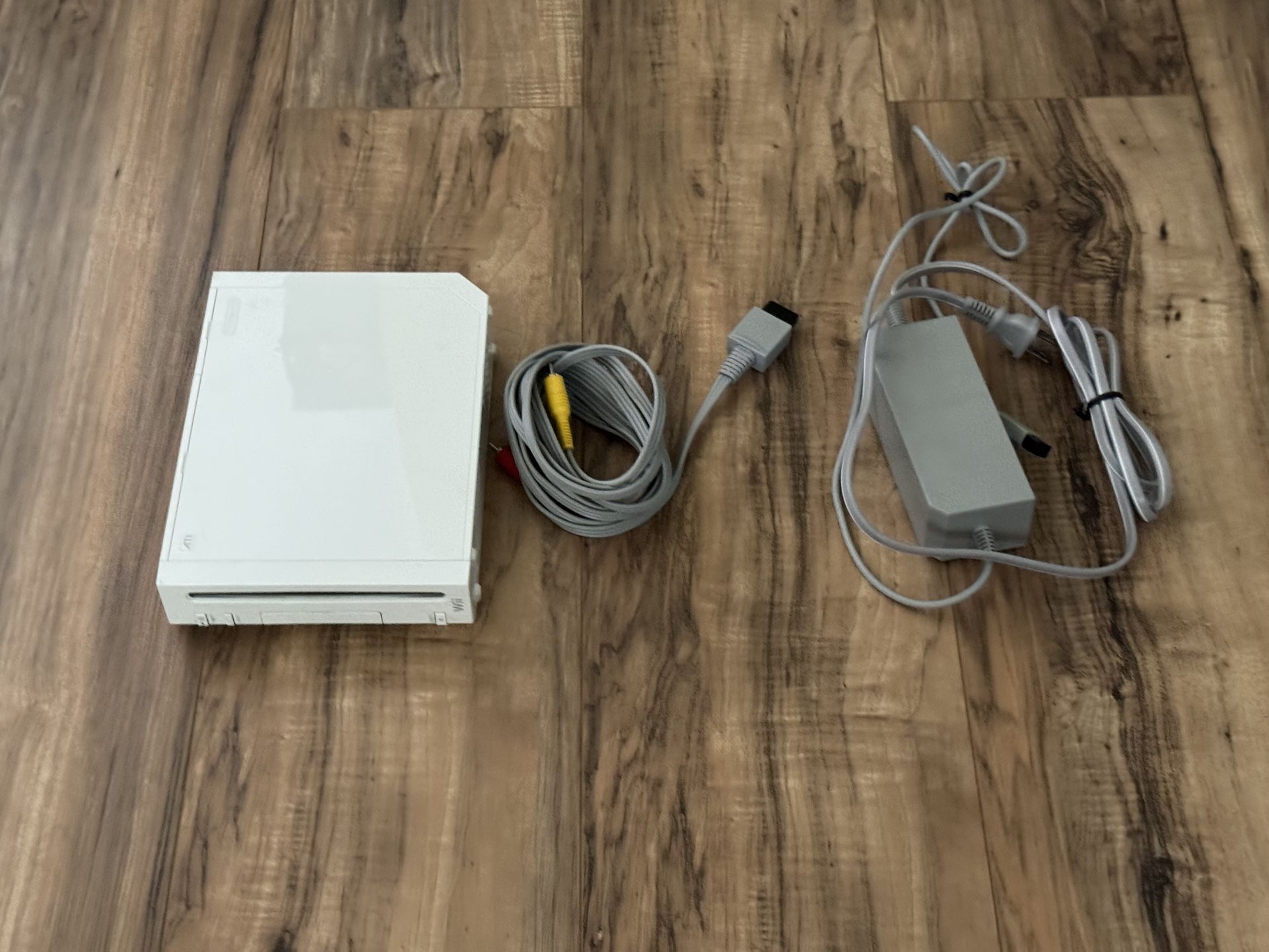 Nintendo Wii RVL-001 Console Only - Tested & Working