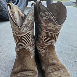 Kids Ariat Boots Sz 3