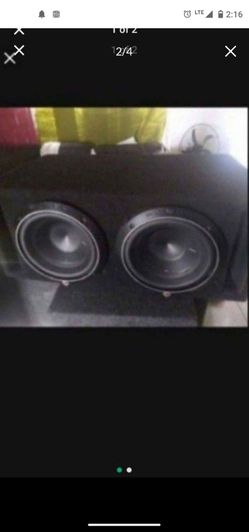 two Rockford fosgate 8 in speakers in the box with a Rockford fosgate amp both in good condition