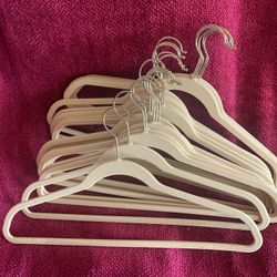 Neverout Felt & Brass Hangers Set