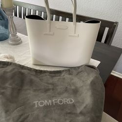 New TOM FORD Saffiano Large Leather Tote 