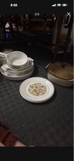 4 Corelle plates Corning Ware Spice of Life Cookware Set 7 dishes  and 1 lid