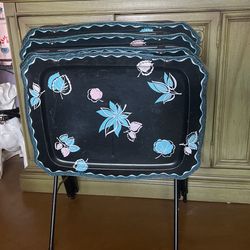 Set Of Cal Dak Vintage TV Trays