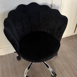 Roller Chair 