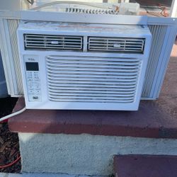 TCL Home 5,000 BTU 115-Volt Window Air Conditioner with Remote, White, W5W31