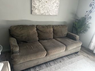 3-Seater Sofa/Couch – Good Condition