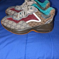 Gucci Sneakers 