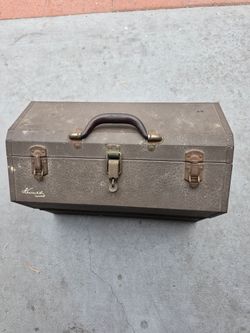 Tool box vintage