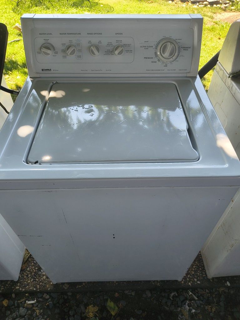 Kenmore washer for sale 240 30 DAY warranty delivery available also do repairs