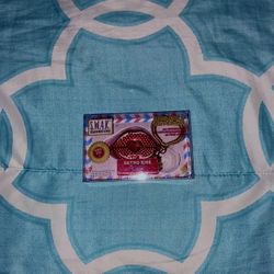 Girl’s Swak Kiss Keychain