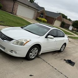2012 Nissan Altima 
