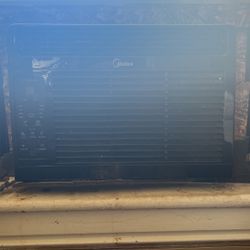 Like New Midea Ac 6,000 BTU 