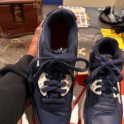 Nike Air Max – Like New – Only Worn Once!