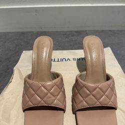 Heeled Mule