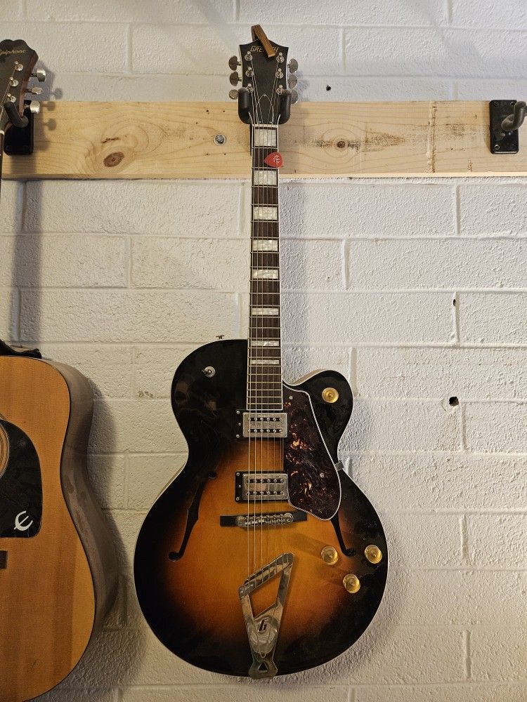 GRETSCH STREAMLINE ELECTRIC GUITAR