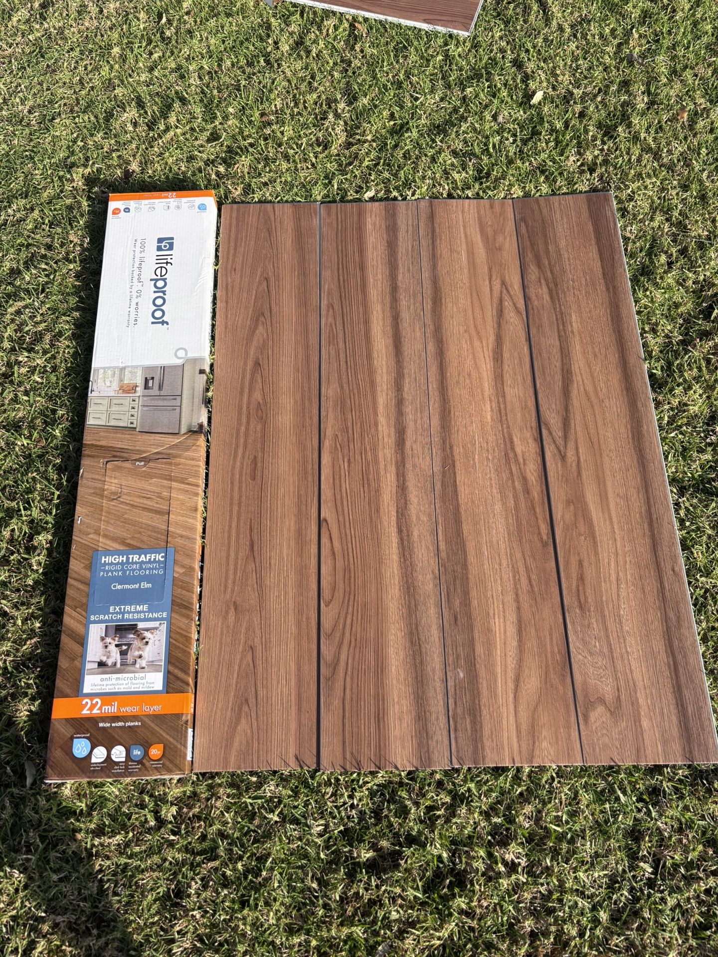 Lifeproof Clermont Elm 22 mil x 8.7 in. W x 48 in. L Click Lock Waterproof Vinyl Plank Flooring