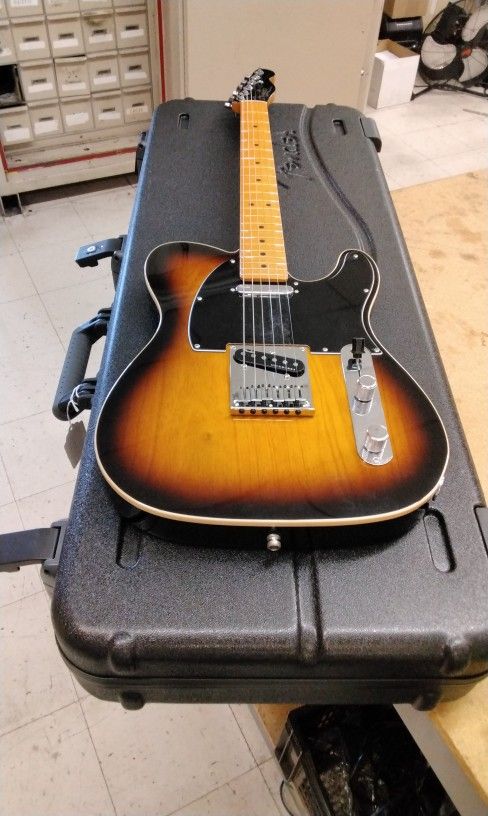 Fender Ultra Luxe TELECASTER ($1601)