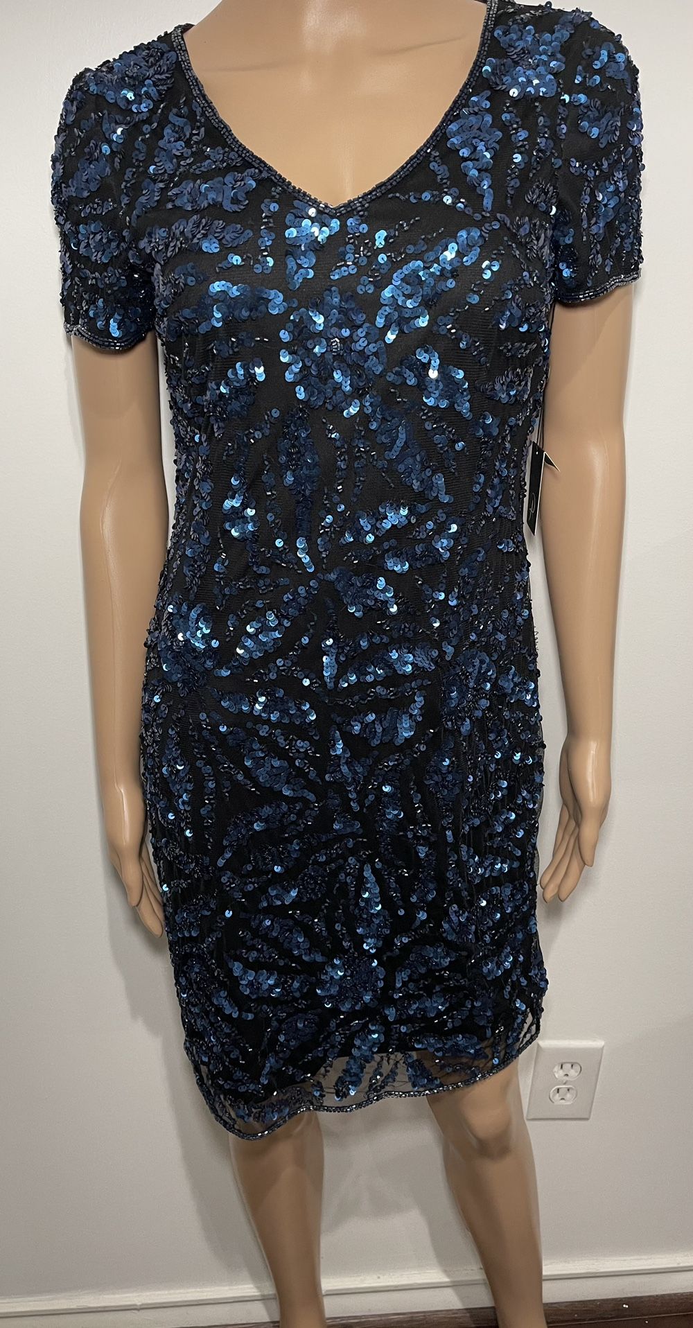 Sequin Dress By Adrianna Papell 