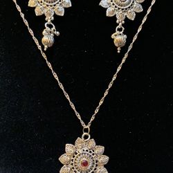 Stunning Jewelry Set In German Silver 