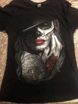 Lady’s shirts
