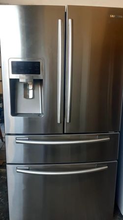 Samsung 4-Door Stainless Steel Fridge
