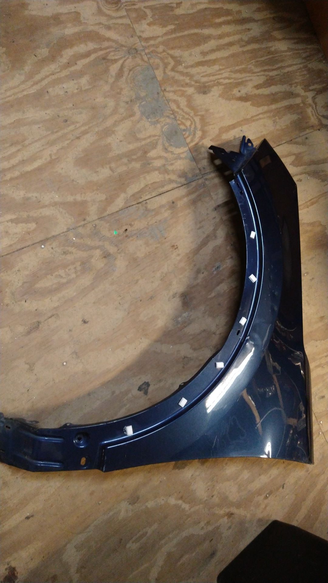 Ford Explorer driver's fender 2015 to 2018