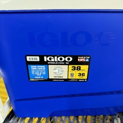 Igloo Wheelie Cool 38 Quart Cooler