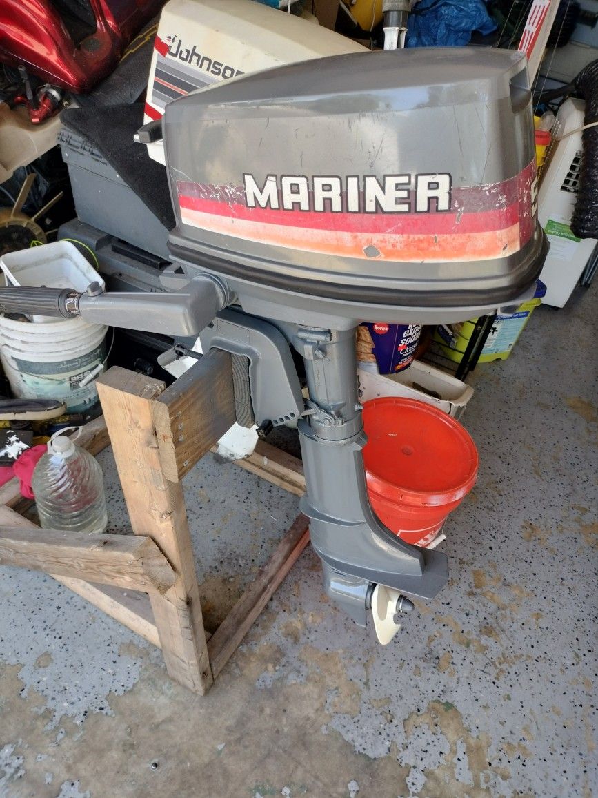 Mariner Boat Motor