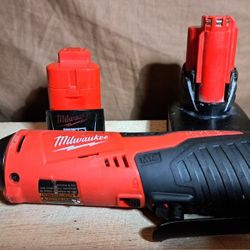 Milwaukee Cordless 3/8 Ratchet And Batteries