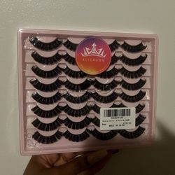 Russian Strip Lashes