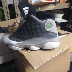 what you see in the pic is what you get Jordan's 13