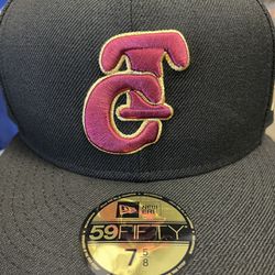 Tomateros Fitted Hat