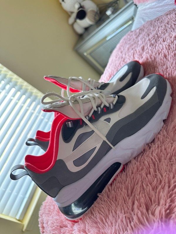 Nike Air 7c React