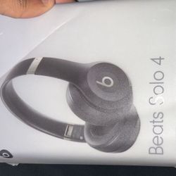 Beats Solo 4