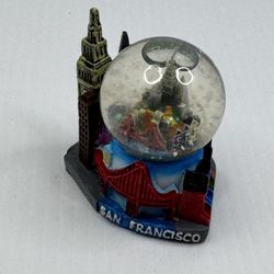 Vintage San Fransisco Snow Globe