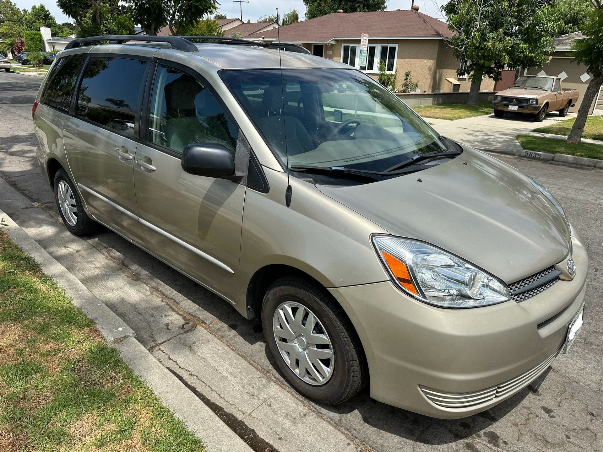 2004 Toyota Sienna